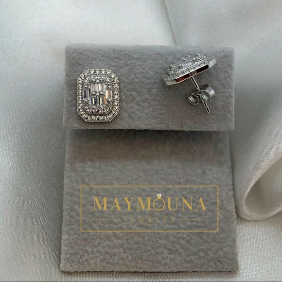 New 🔥 925 Sterling Silver Rectangular CZ Earrings - Picture 2 of 4